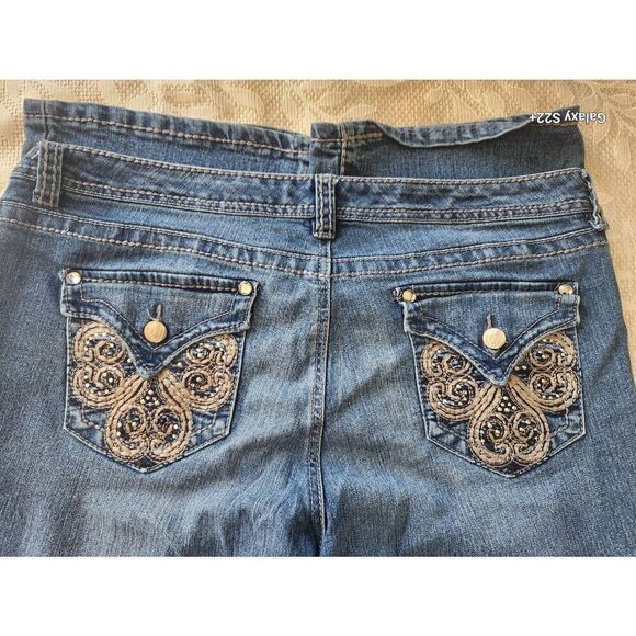 6  Nine West flared jeans,decorative pockets - Picture 3 of 8